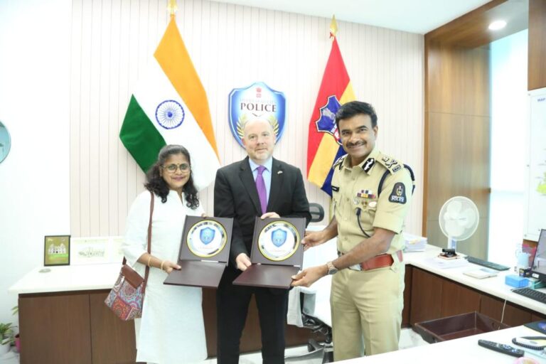 Hyd: సిటీ పోలీస్ శెభాష్ Hyd: సిటీ పోలీస్ శెభాష్