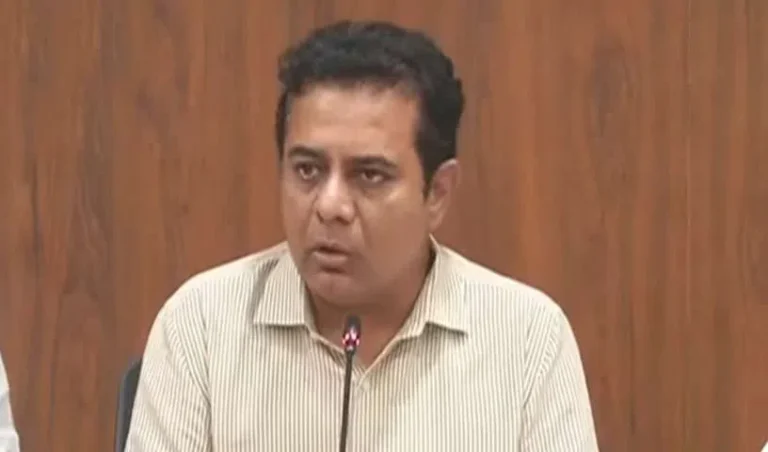 KTR: అమిత్ షా ప్రసంగం ఆసాంతం అబద్ధాలే KTR: అమిత్ షా ప్రసంగం ఆసాంతం అబద్ధాలే