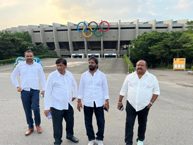 Ministers: ఒలింపిక్స్ ను హోస్ట్ చేసే సత్తా మనకుంది Ministers: ఒలింపిక్స్ ను హోస్ట్ చేసే సత్తా మనకుంది