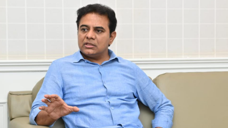 KTR: ఇదేనా ప్రజాస్వామ్యం.. ప్రజాపాలన అంటే..?: కేటీఆర్ KTR: ఇదేనా ప్రజాస్వామ్యం.. ప్రజాపాలన అంటే..?: కేటీఆర్