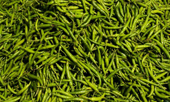 Health benefits of eating green chillies