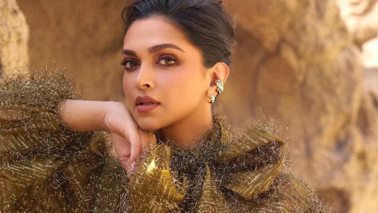 Deepika Padukone viral