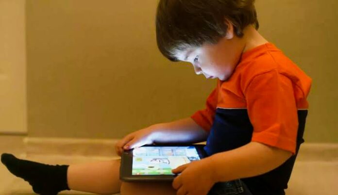 Children's screen time effects