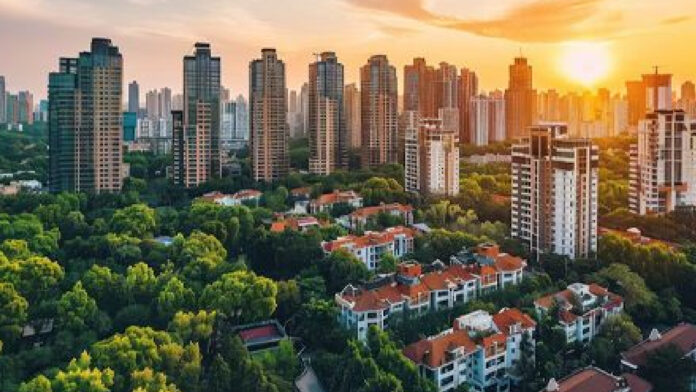 Hyderabad Real Estate Slowdown: Sales Volume Drops 9%, But Value Jumps 14% — Luxury Homes Driving the Market