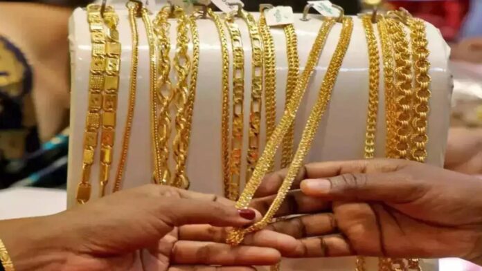 gold and silve rates shocking rally on saturday, know latest rates in telugu states