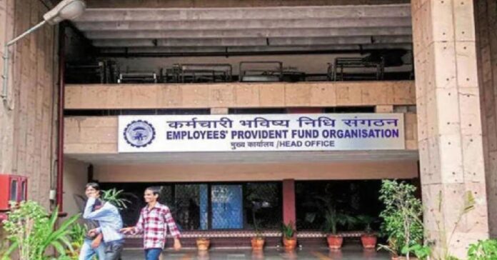 EPFO planning to hike wage limit to 25k per month from earlier 15k, know details