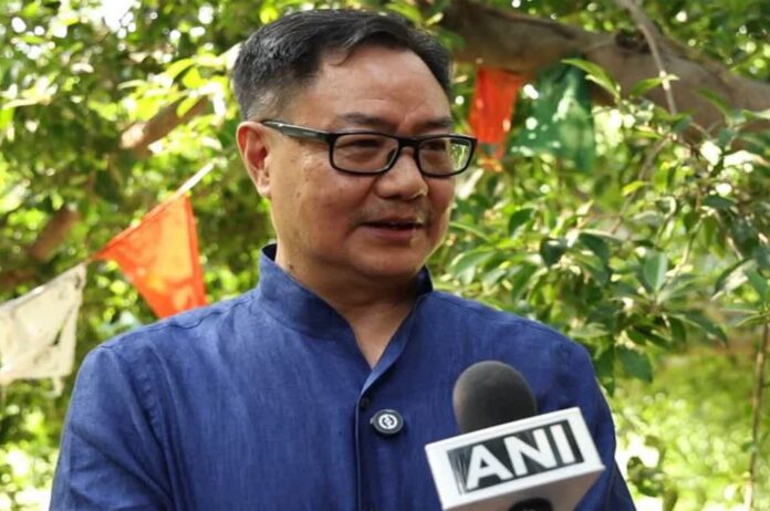 Kiren Rijiju on Rahul Gandhi's Colombia speech