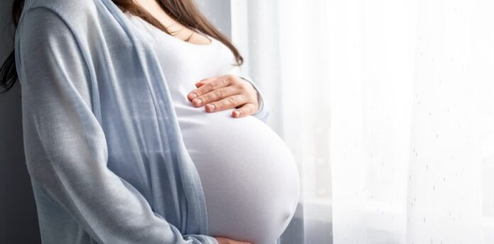 Nutrition during pregnancy and breastfeeding