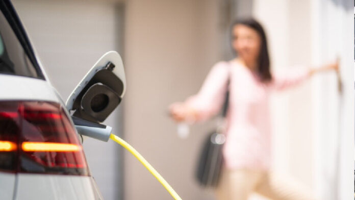 EV Price Parity in 4-6 Months! Nitin Gadkari’s Big Announcement on Electric Vehicles vs Petrol Cars