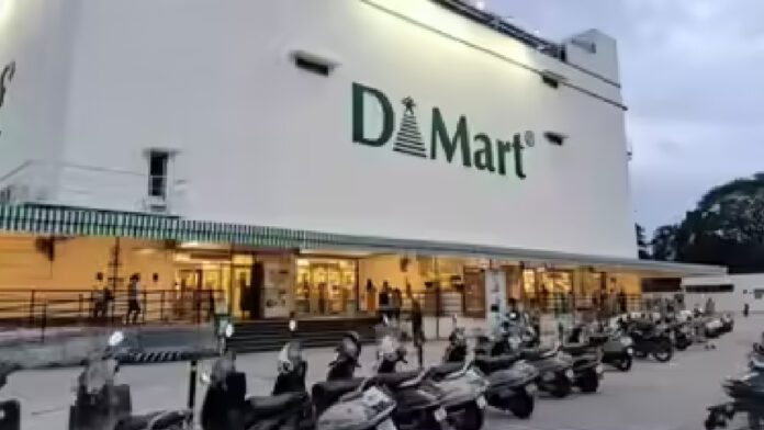 The DMart Business Secret: How ₹10 Popcorn & Ice Cream Boost Sales and Customer Stay Time