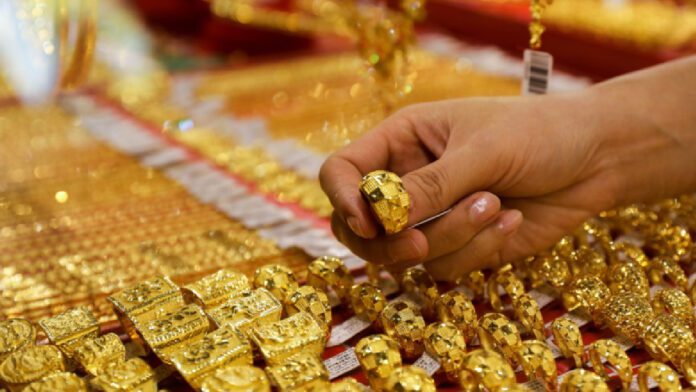 Gold Price Drops Sharply on October 23: ₹810 Decrease per 10 Grams