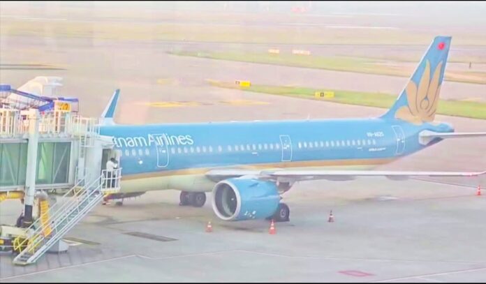 Hyderabad airport flight cancellations 