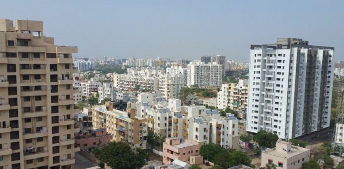Bengaluru Rental Crisis: ₹30 Lakh Deposit for a ₹20K Flat Goes Viral