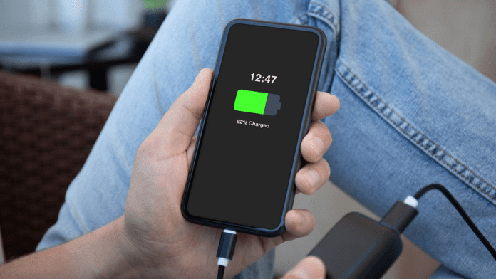 Smart Phone Charging 80 percent